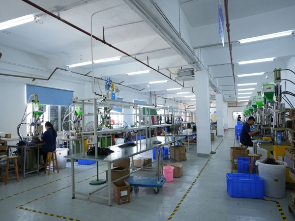 Injection molding area2